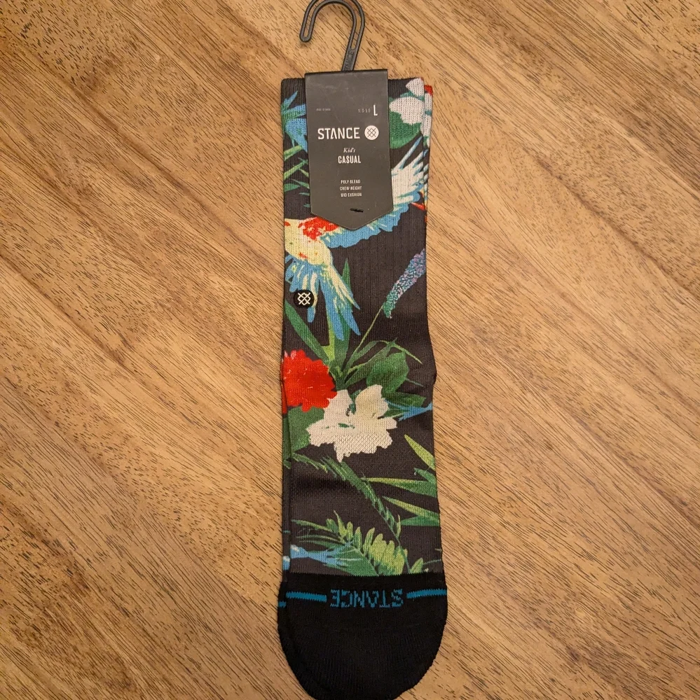 2 For $5! NWT! Kid's Stance Tropical Print Crew Socks